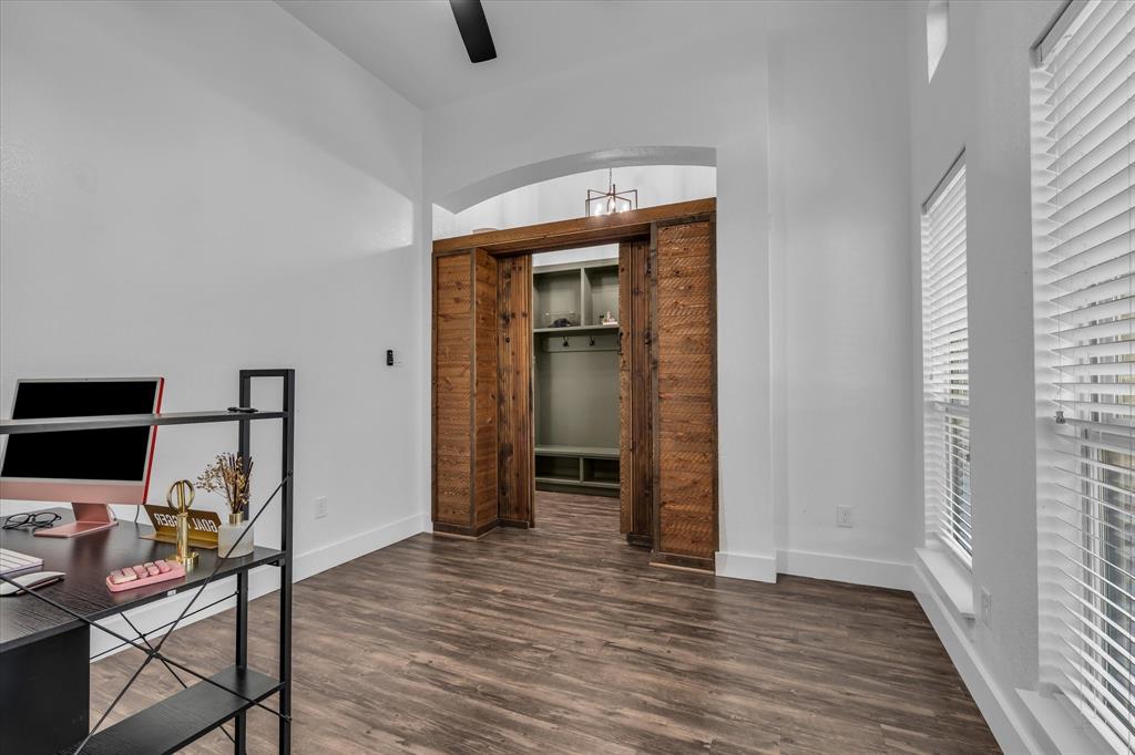 10804 Aurora Drive Property Photo 25