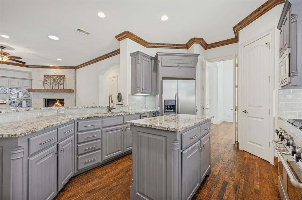 2105 Camden Property Photo 14