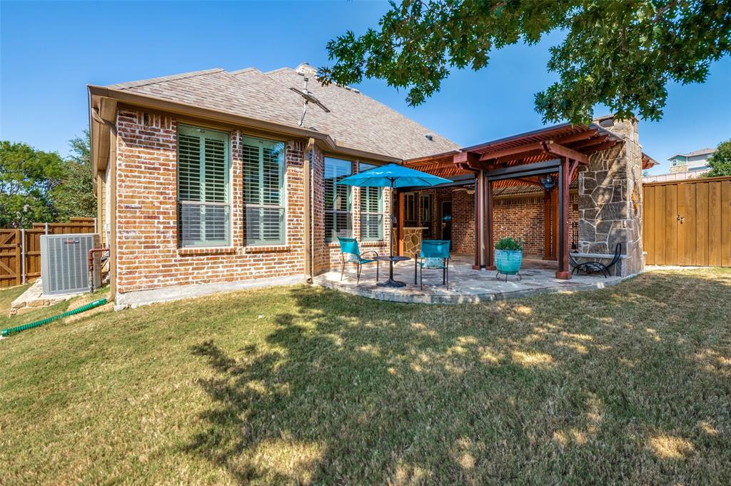 2105 Camden Property Photo 36