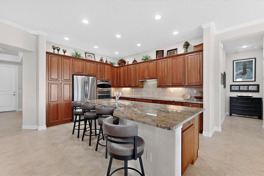 8708 Sarasota Property Photo 9