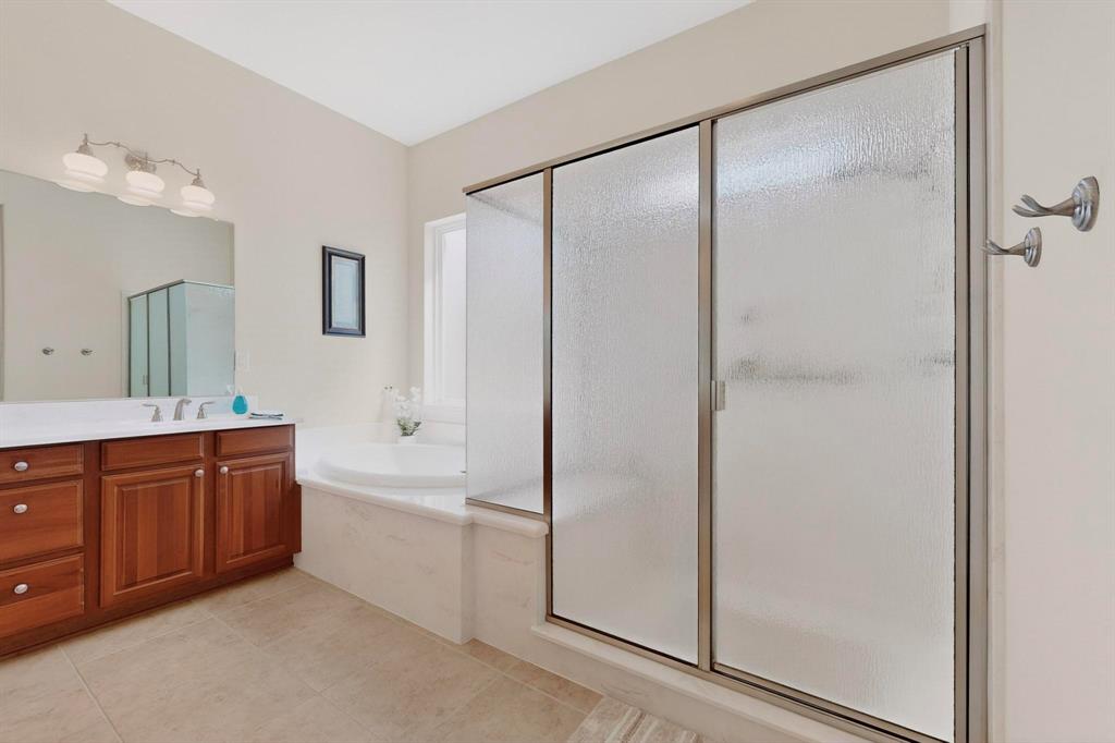 8708 Sarasota Property Photo 19