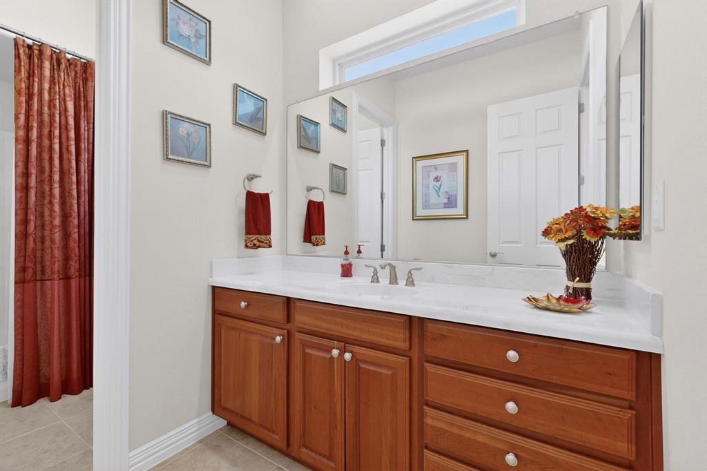 8708 Sarasota Property Photo 24