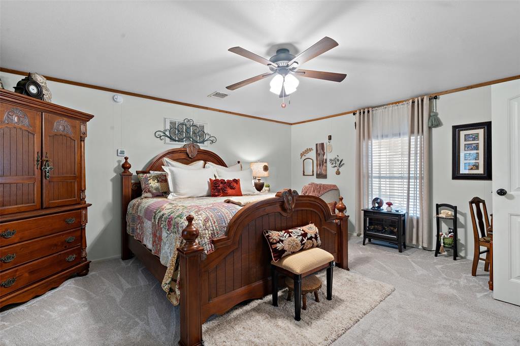 7058 Fm 959 Property Photo 22