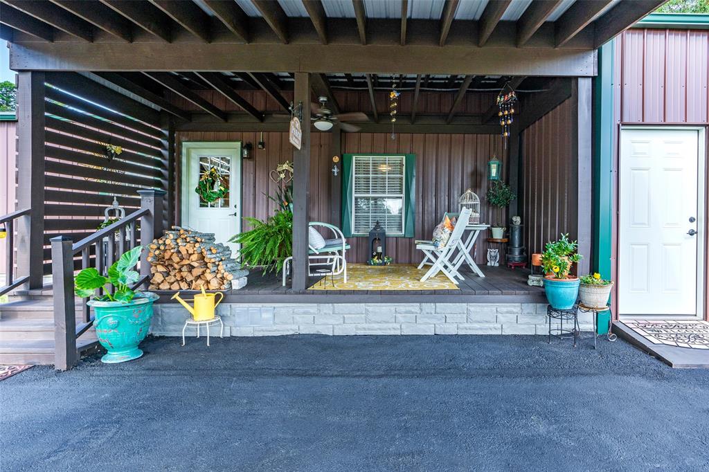 7058 Fm 959 Property Photo 24