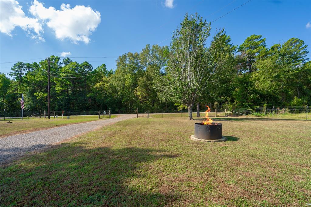 7058 Fm 959 Property Photo 30