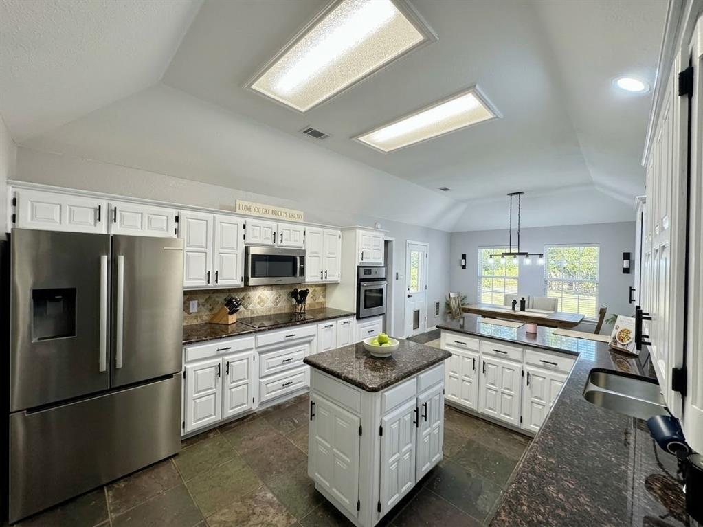 413 Flagstone Drive Property Photo 2