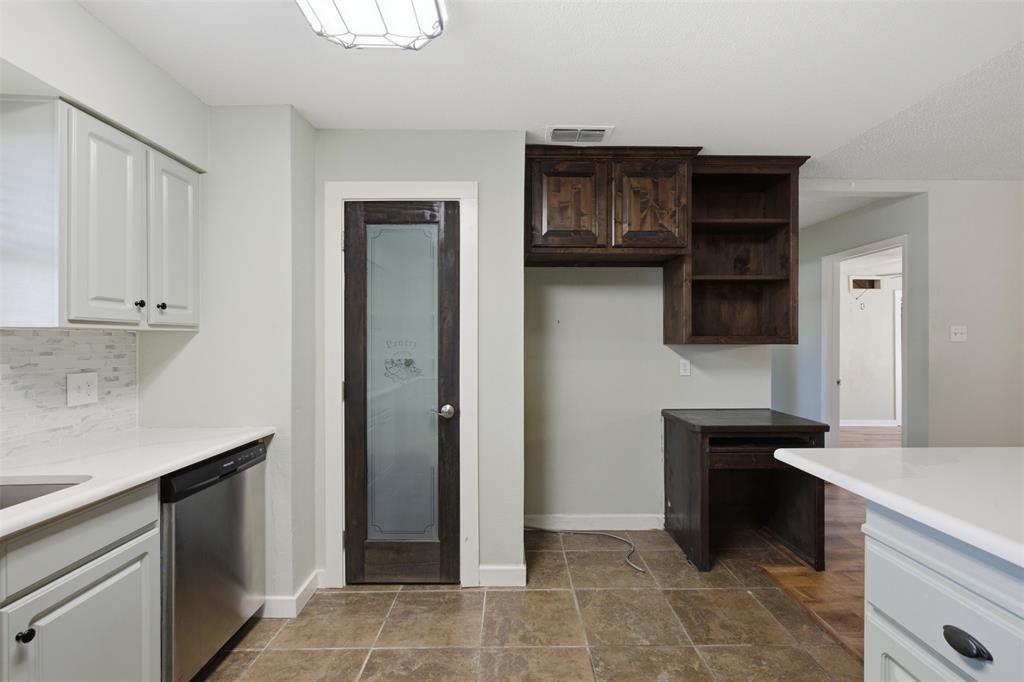 5614 Pecos Court Property Photo 13
