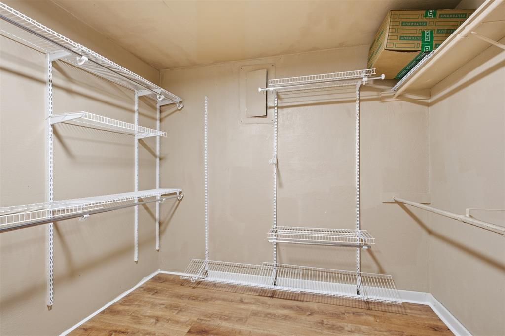 5614 Pecos Court Property Photo 17