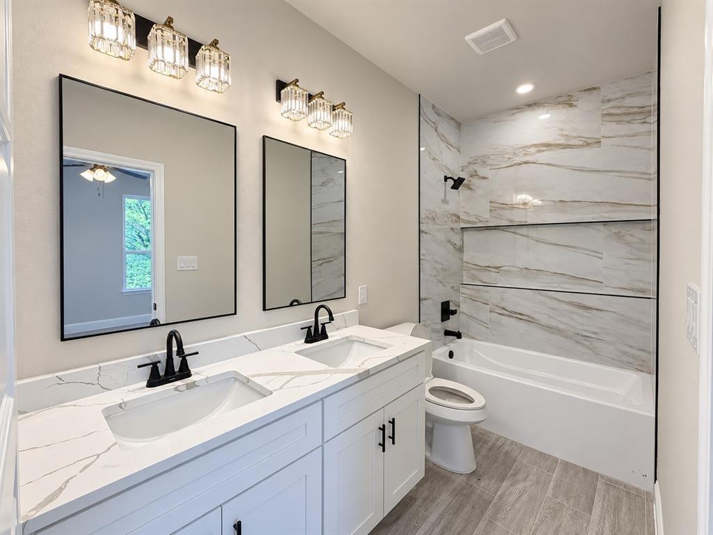 5206 Stoneridge Drive Property Photo 4