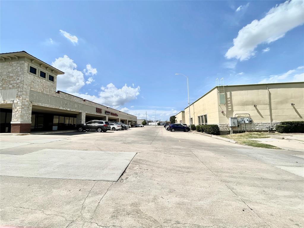 12809 Audelia Road Property Photo 11