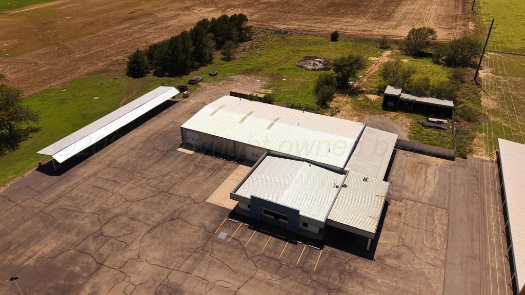 7795 Us 83 Highway Property Photo 3