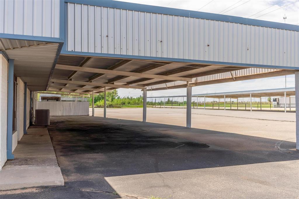 7795 Us 83 Highway Property Photo 18