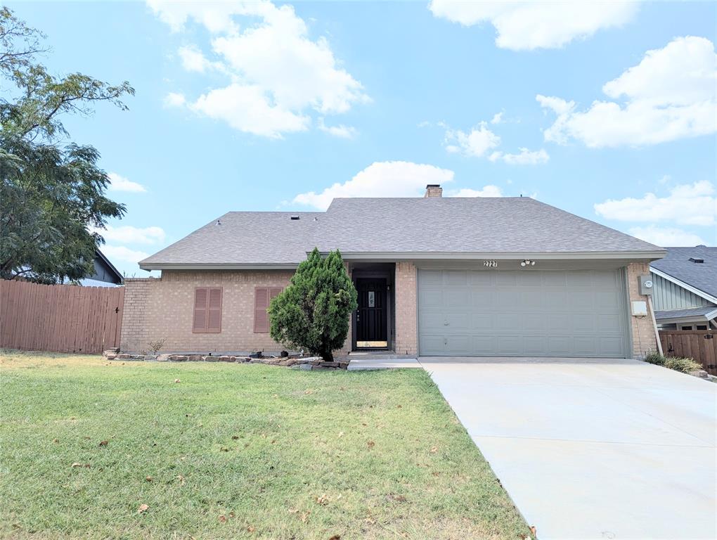 2727 Colonial Drive Property Photo 1