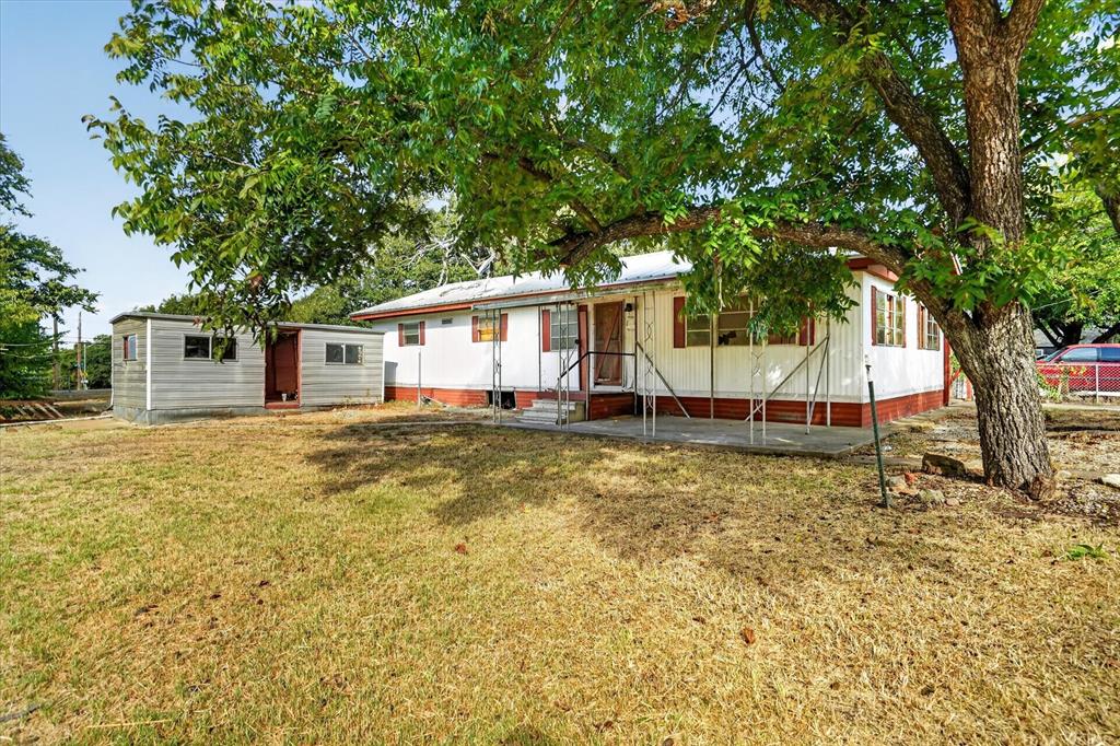 161 Arlington Avenue Property Photo 8