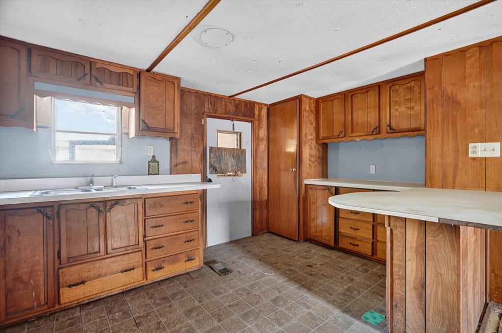161 Arlington Avenue Property Photo 11