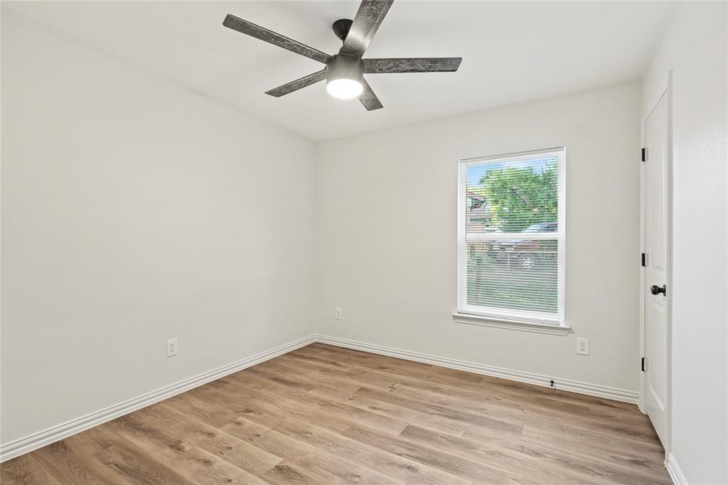 6106 Flagstaff Drive Property Photo 11