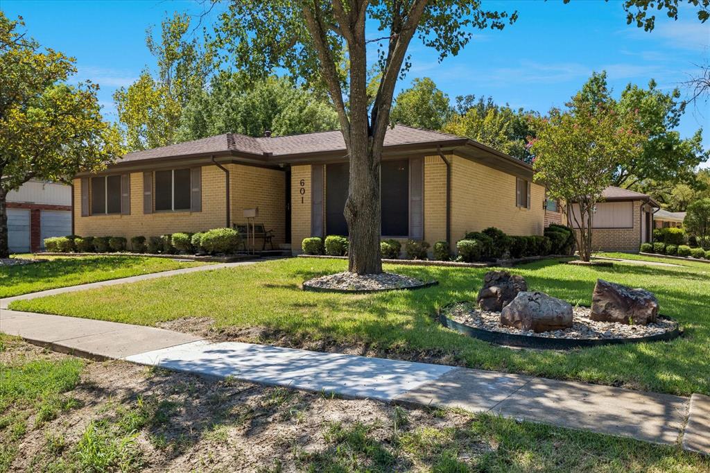 601 Line Drive Property Photo 4
