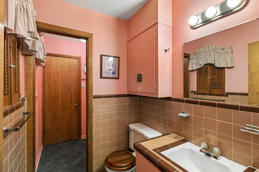 601 Line Drive Property Photo 26