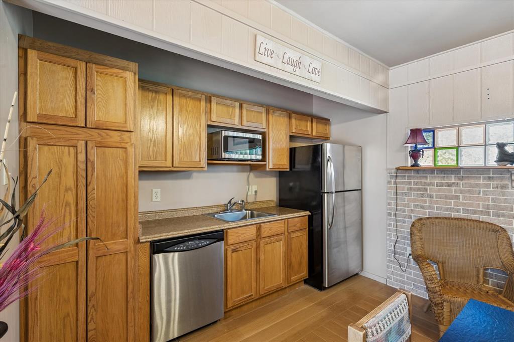 601 Line Drive Property Photo 32