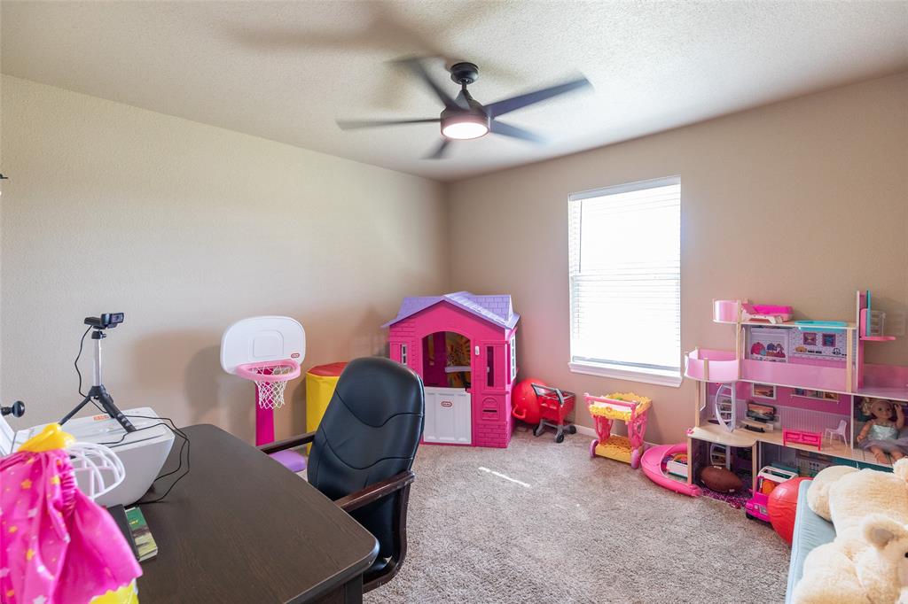 1300 Ross Street Property Photo 12