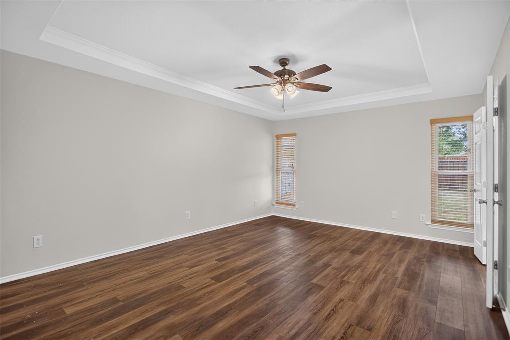 901 Willow Brook Drive Property Photo 18