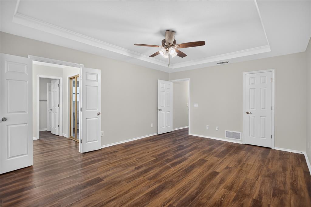 901 Willow Brook Drive Property Photo 19
