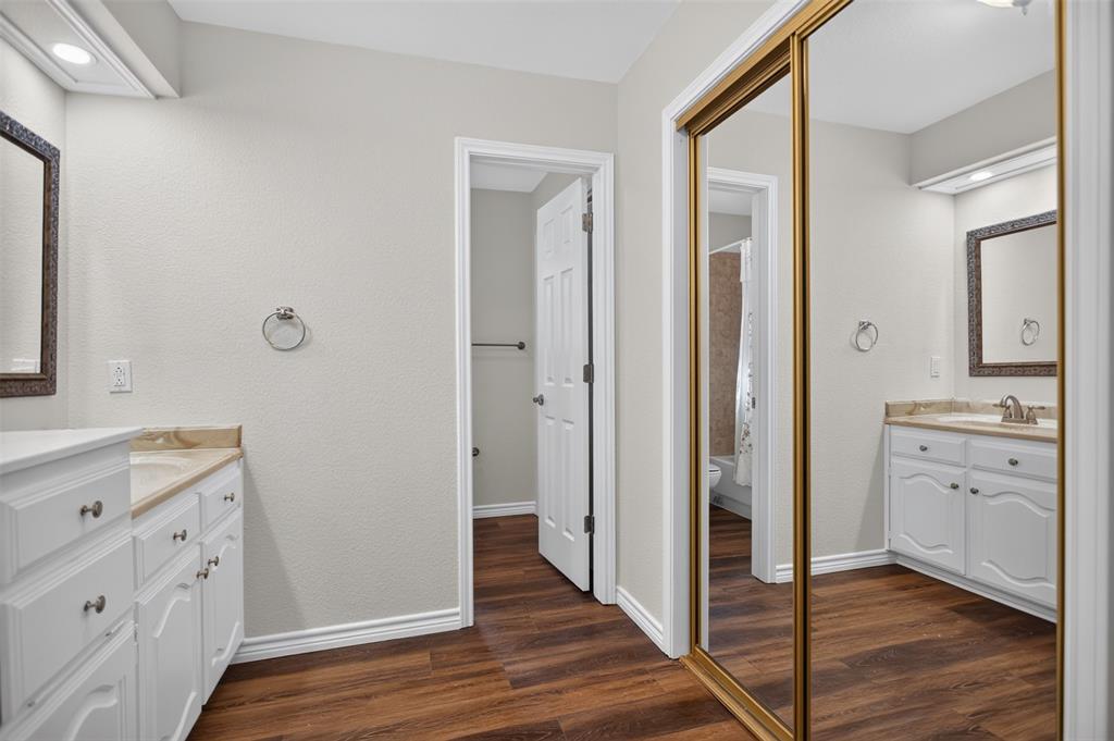 901 Willow Brook Drive Property Photo 20