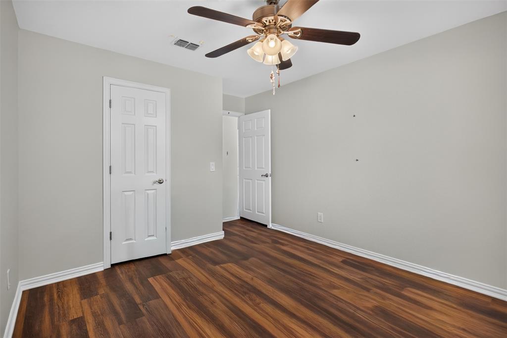901 Willow Brook Drive Property Photo 29