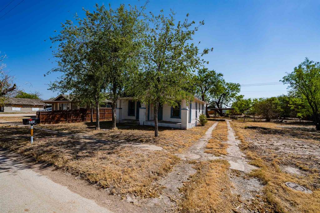 445 S Central Property Photo 1