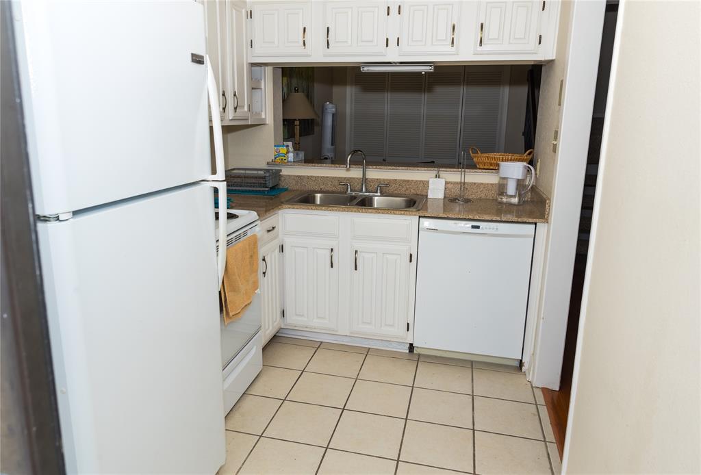 3100 Fairfield Avenue 12d Property Photo 5