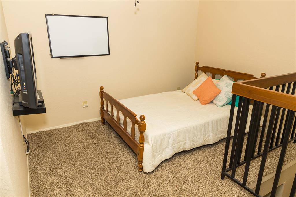 3100 Fairfield Avenue 12d Property Photo 6