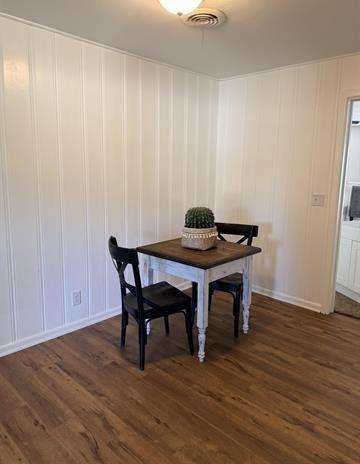 203 E Spring Property Photo 5