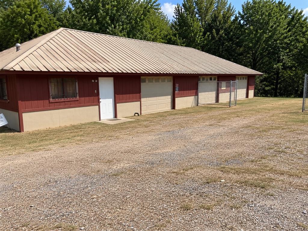 530 E US Highway 69