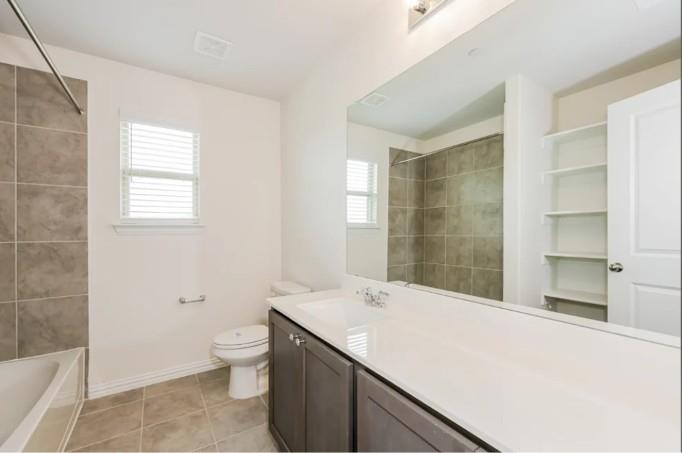 6427 Blue Trail Property Photo 7