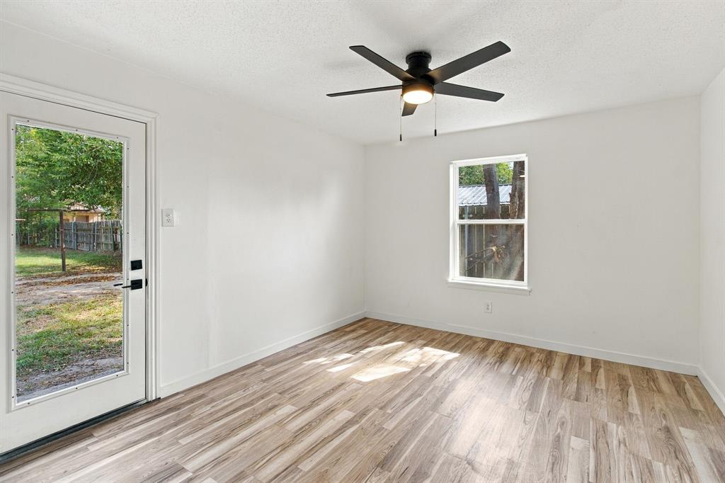 3215 Fm 2495 Property Photo 15