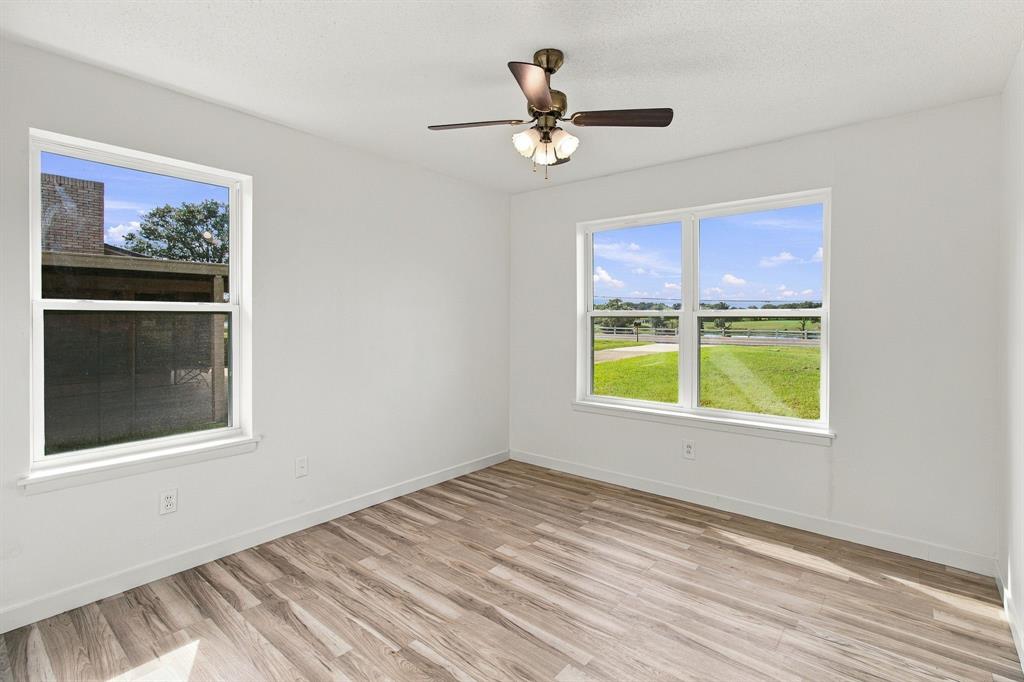 3215 Fm 2495 Property Photo 21