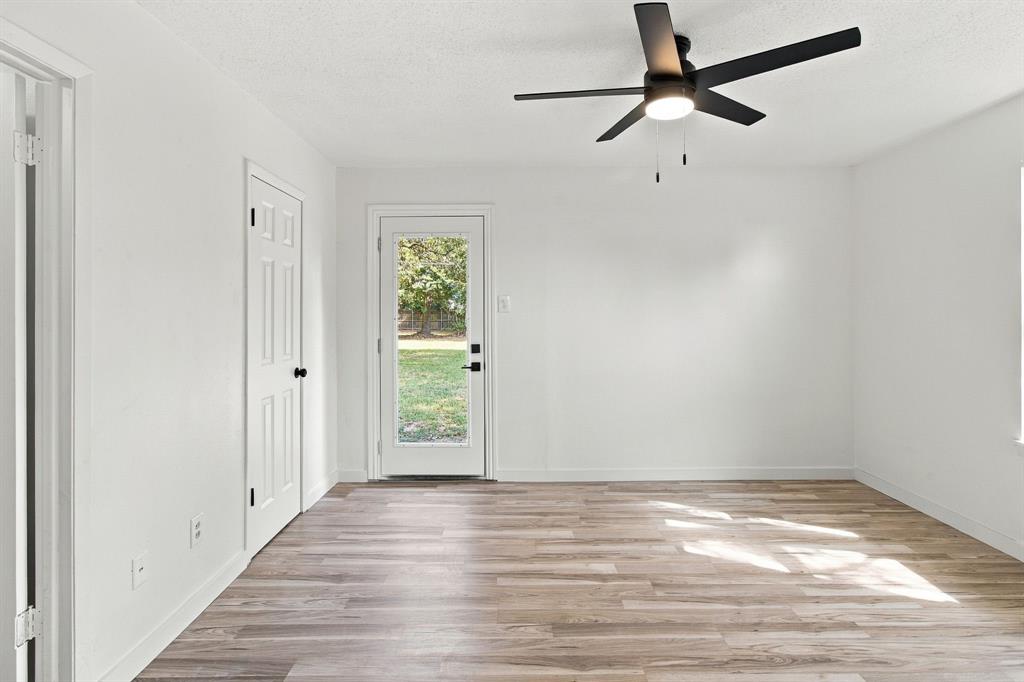 3215 Fm 2495 Property Photo 24