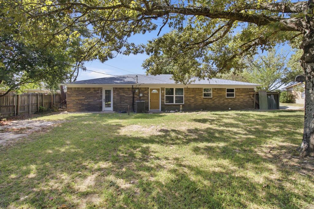 3215 Fm 2495 Property Photo 29