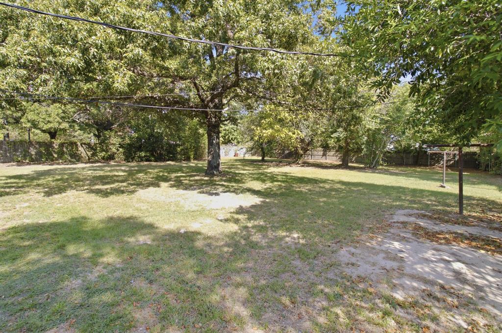 3215 Fm 2495 Property Photo 32