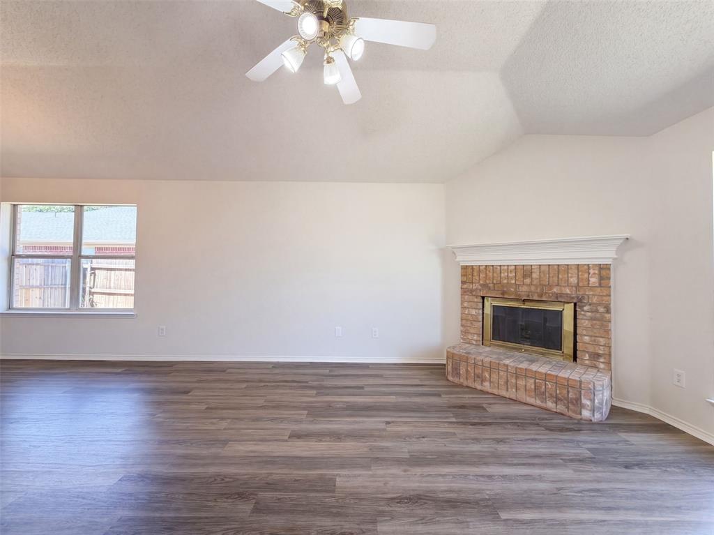 8025 Blue Duck Trail Property Photo 4