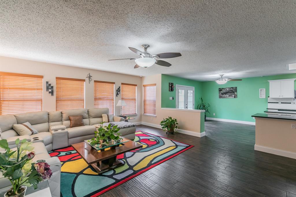 201 Tabor Drive Property Photo 3