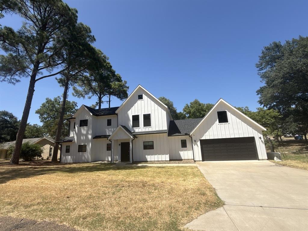 138 Sunset Drive Property Photo 1