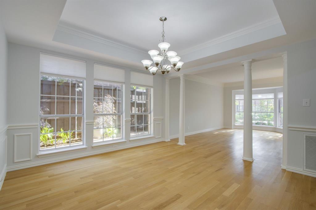 210 Chinaberry Way Property Photo 8