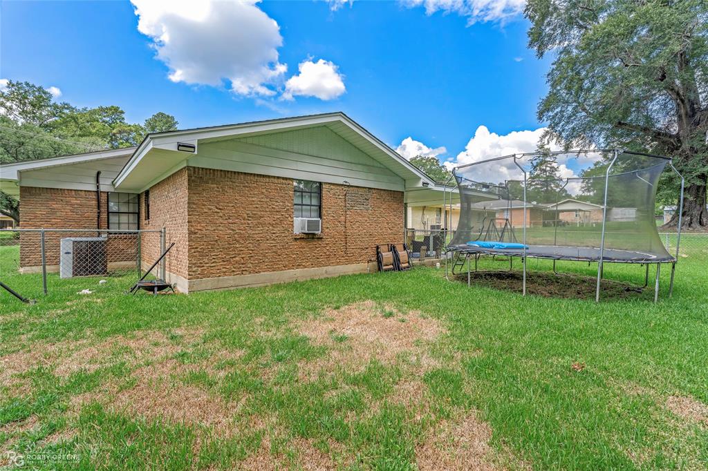 706 Claiborne Street Property Photo 29