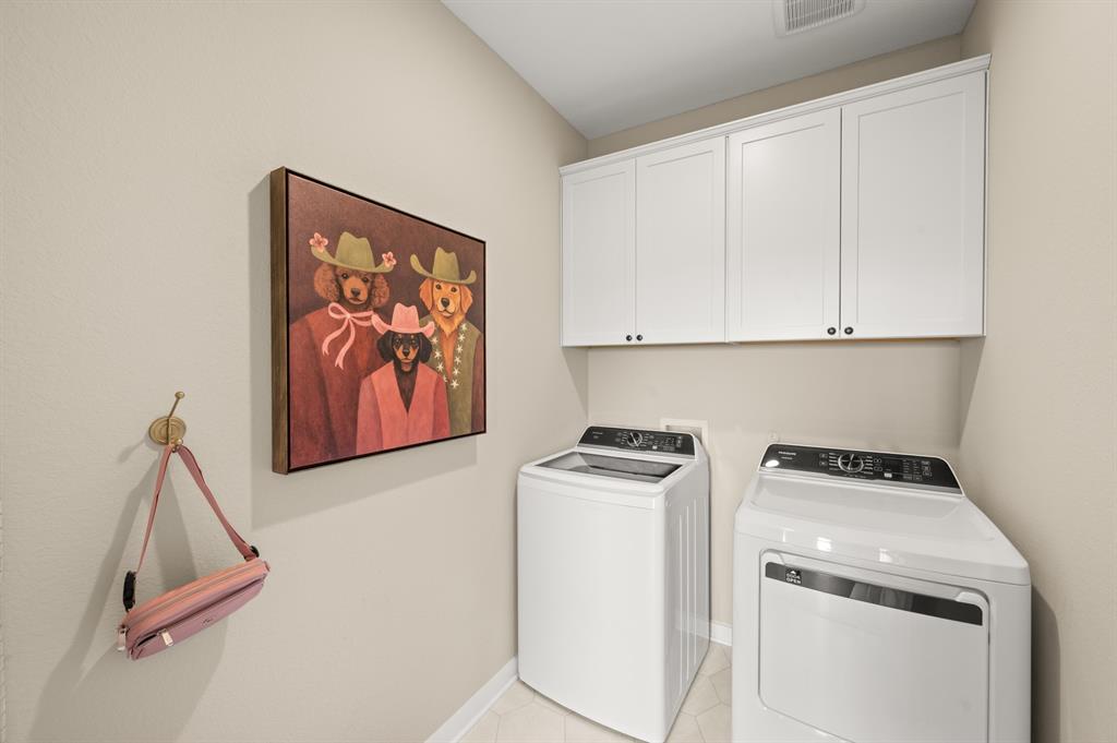 4341 Bower Hill Drive Property Photo 12