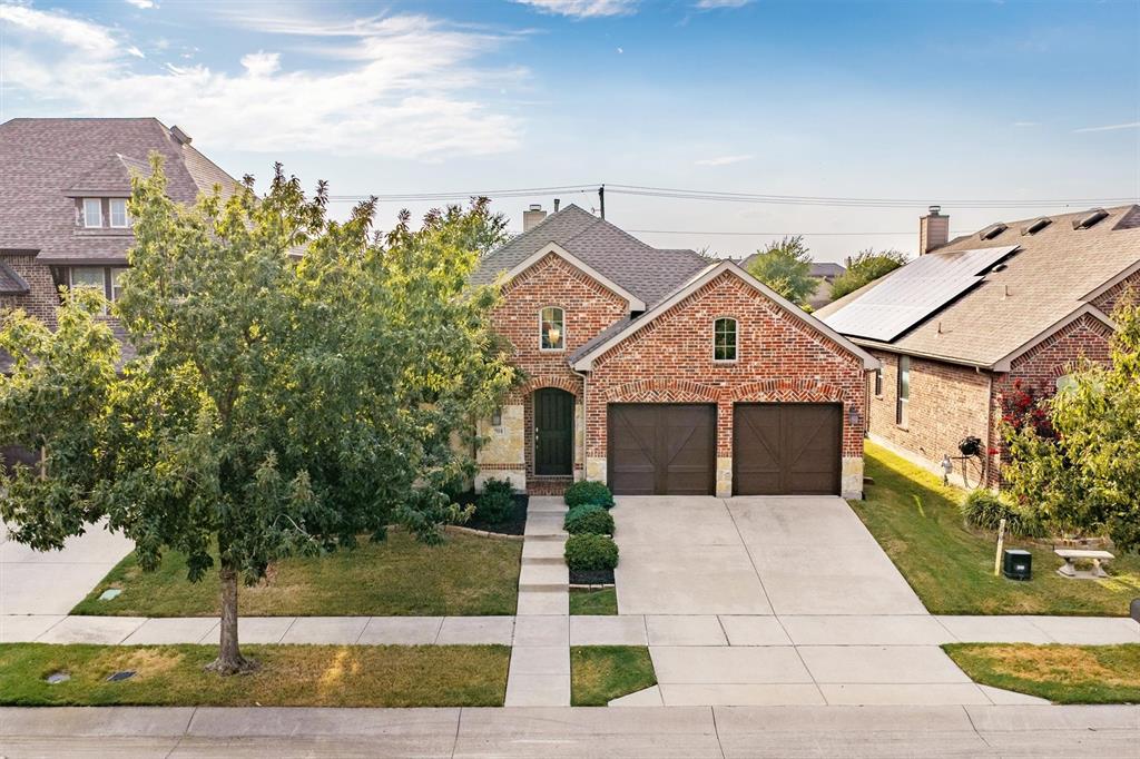 201 Lilypad Bend Property Photo 2