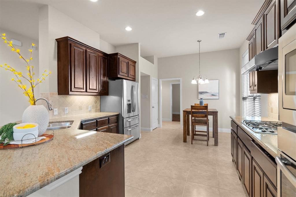 201 Lilypad Bend Property Photo 20
