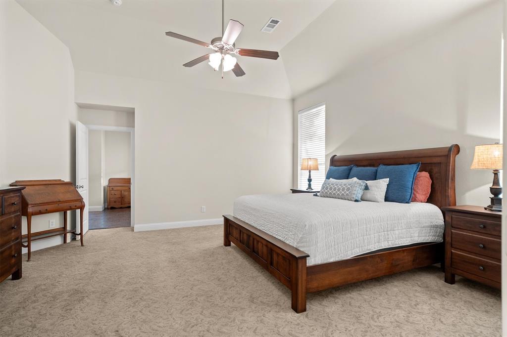 201 Lilypad Bend Property Photo 24