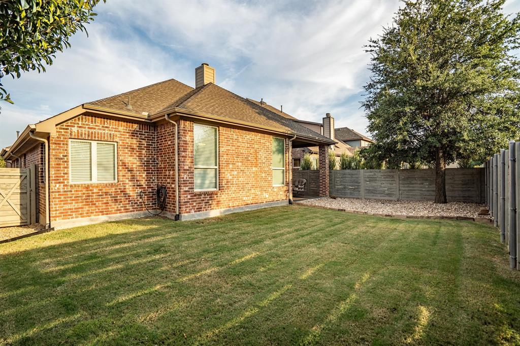 201 Lilypad Bend Property Photo 35