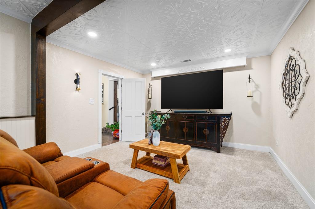 246 Country Club Road Property Photo 17